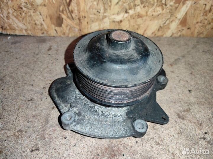 Помпа Mercedes Vito W639 3.0 OM642 2006