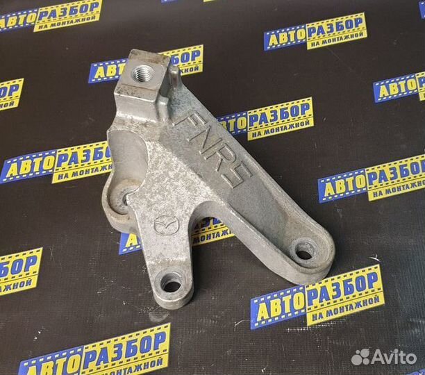 Кронштейн кпп Mazda 3