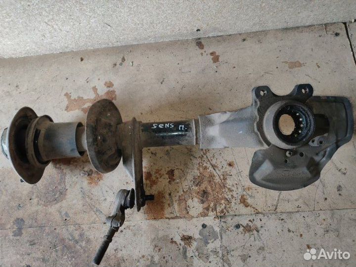 Кулак поворотный передний правый Заз Сенс T100 1.3