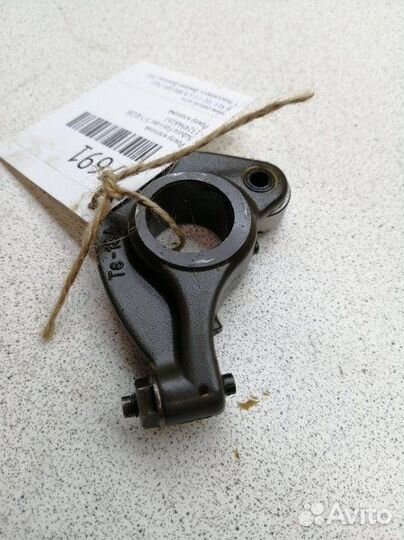 Рокер клапана Subaru Forester SF5 EJ20J