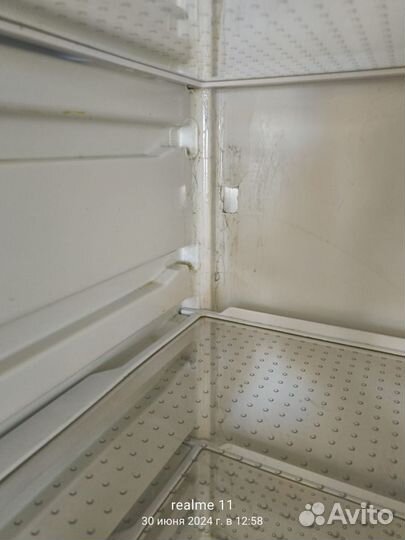 Холодильник бу ariston