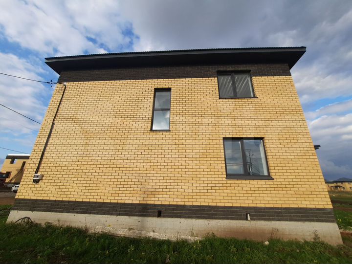 Дом 148 м² на участке 8 сот.