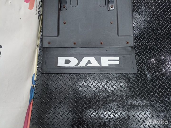 1659257 Крыло переднее левое задняя часть