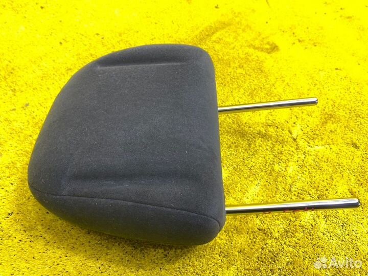 Подголовник задний Toyota Alphard/Vellfire