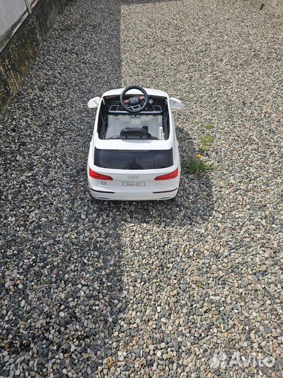 Детский электромобиль бу