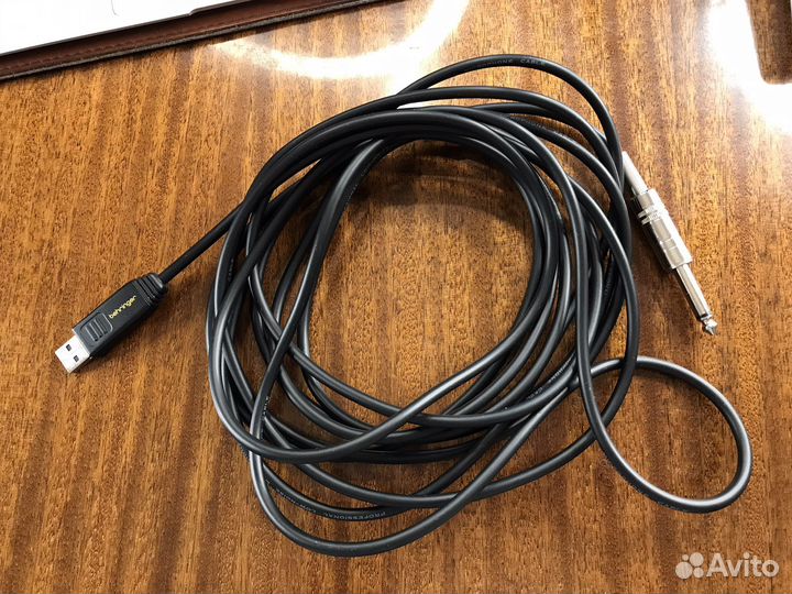 Behringer guitar2usb гитарный USB-аудиоинтерфейс