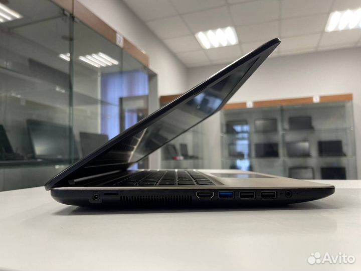 Игровой Asus (Core i3-6th/ 6gb/ MX110/ SSD)