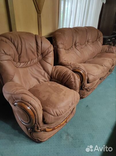 Перетяжка мебели,ремонт и реставрация