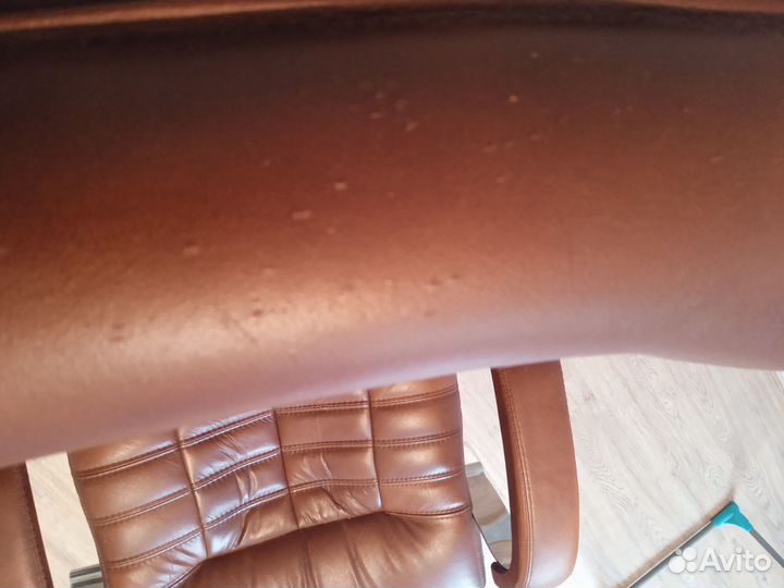 Кресло руководителя из натуральной кожи