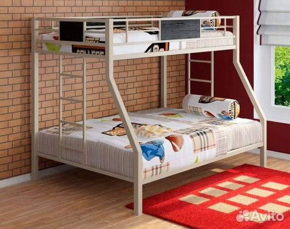 Кровать металлическая двухъярусная