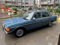 Mercedes-Benz W123 2.0 MT, 1977, 266� 000 км, с пробегом, цена 700 000 руб.