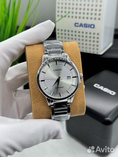 Часы Casio