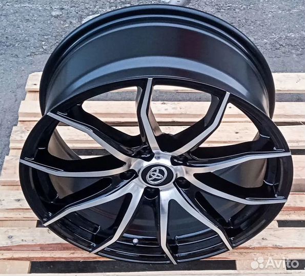 Литые диски R18 5*114.3