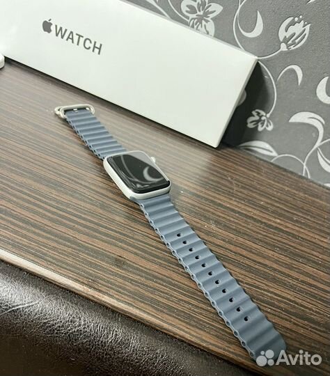 Apple Watch SE 2 44mm