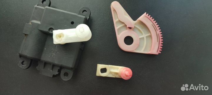 Рычаг заслонки климат контроля Honda Civic 5D