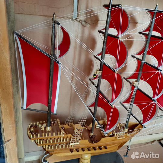 Модель корабля