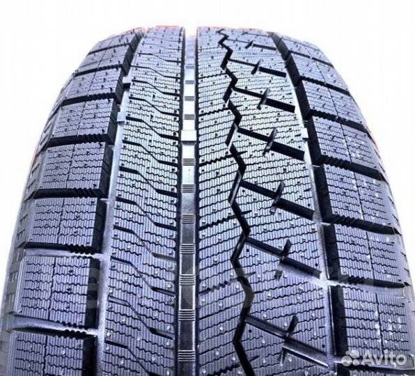 Sailun Ice Blazer Arctic EVO 245/45 R19