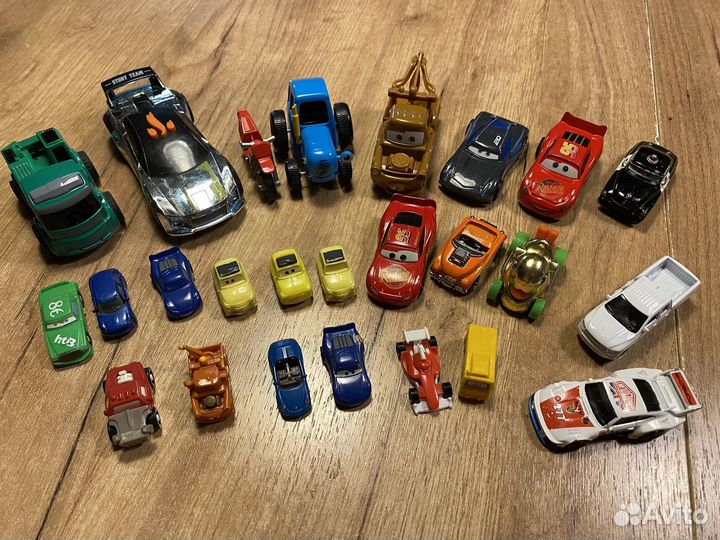 Машинки пакетом тачки и hot wheels