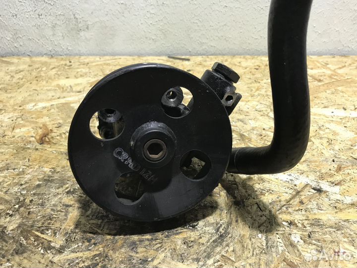 Насос гура Hyundai Tucson JM D4EA 2.0 crdi