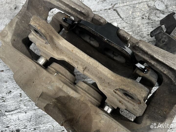 Суппорты перед. 356/34 audi B8 C7