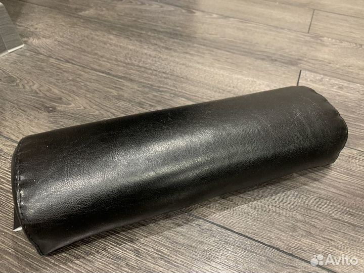 Валик для маникюра