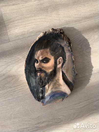 Картина маслом на спиле дерева, портрет