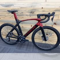 Топовый Trek Madone SLR 7 Di2 / Powermeter