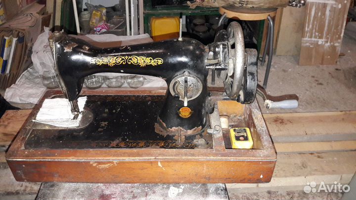 Швейная машина пмз им. Калинина