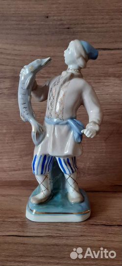 Статуэтка Емеля с щукой гжель 1950-60 гг