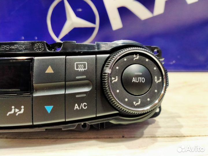 Блок управления климат контролем Mercedes-Benz