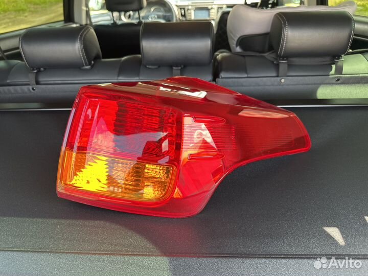 Правая наружны фара тойота рав 4 2013