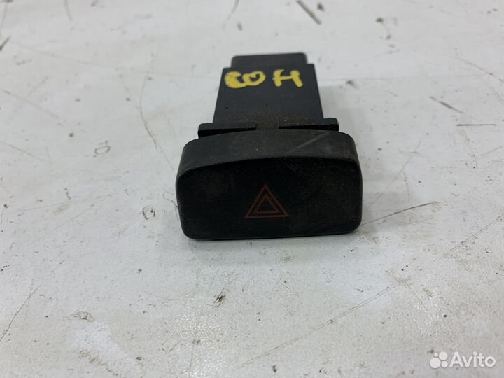 Hyundai sonata ef кнопка аварийки