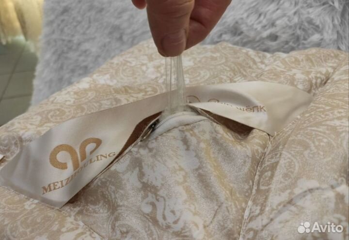 Одеяло новое натуральный шелк