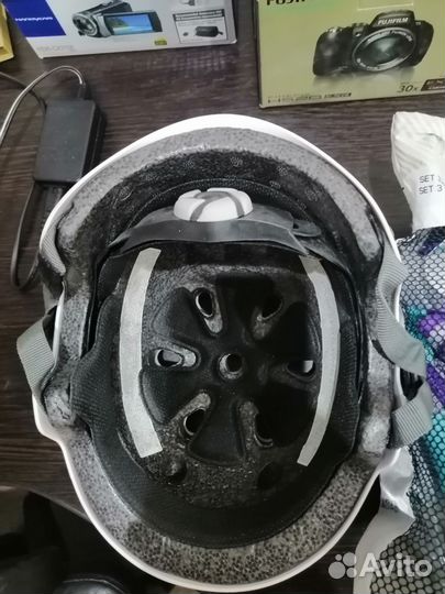 Коньки роликовые, и набор защиты Oxelo