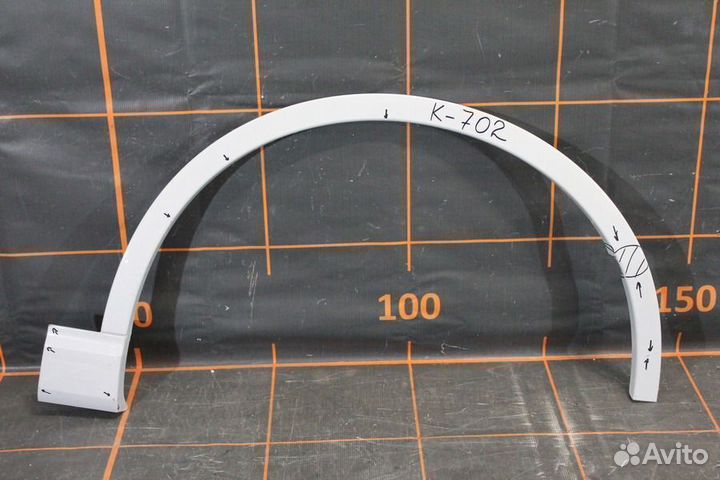 Накладка крыла переднего правого - Audi Q7 4M