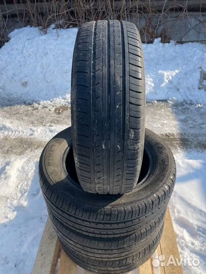 Yokohama BluEarth-ES ES32 205/60 R16 92H