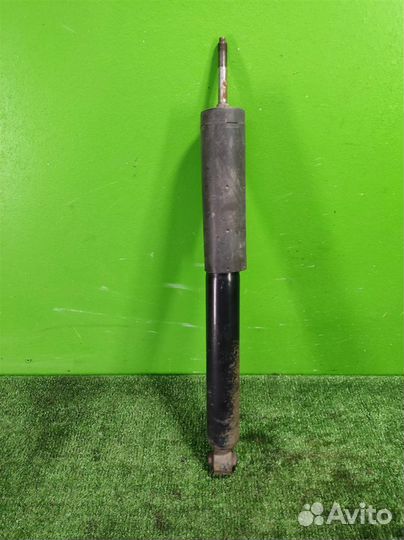 Стойка амортизатора задняя KIA Sorento 1 (BL, JC)