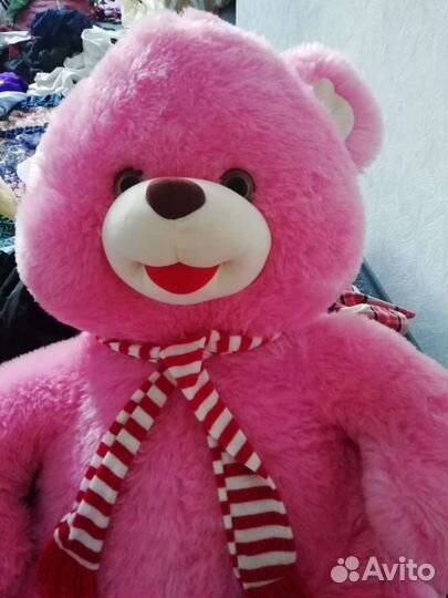 Большой плюшевый мишка
