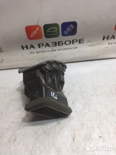 Дефлектор на торпедо Nissan X-Trail T31