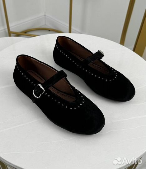 Балетки Alaia