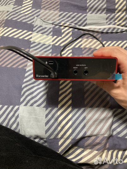 Внешняя звуковая карта scarlett