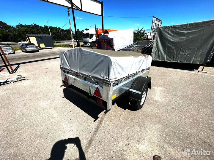 Прицеп на легковой автомобиль