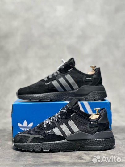 Кроссовки adidass