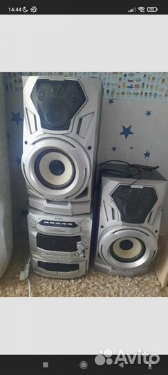 Велосипеды и музыкальная станция