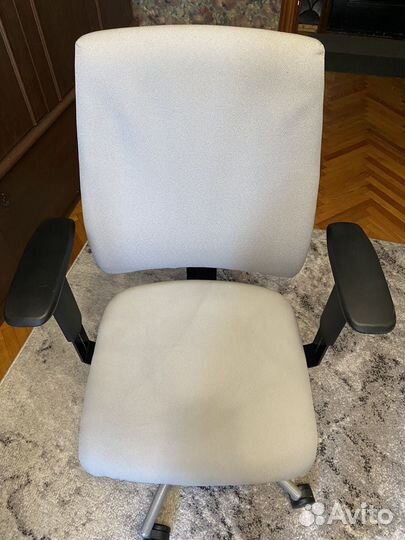 Компьютерное кресло