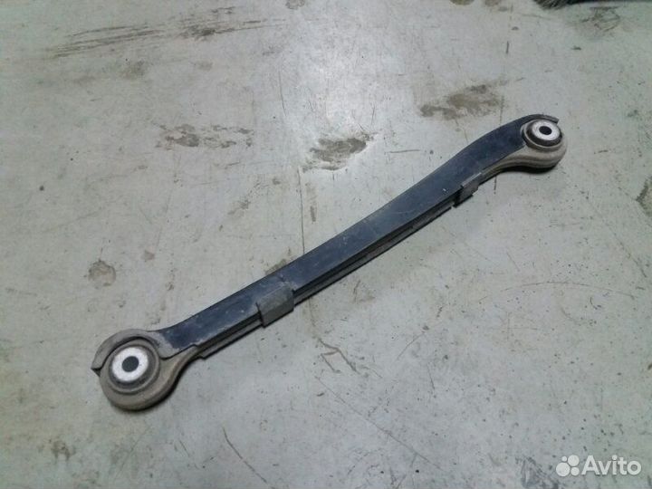 Рычаг продольный задний правый Mercedes-Benz