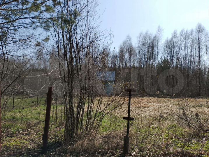 Дача 11 м² на участке 6 сот.