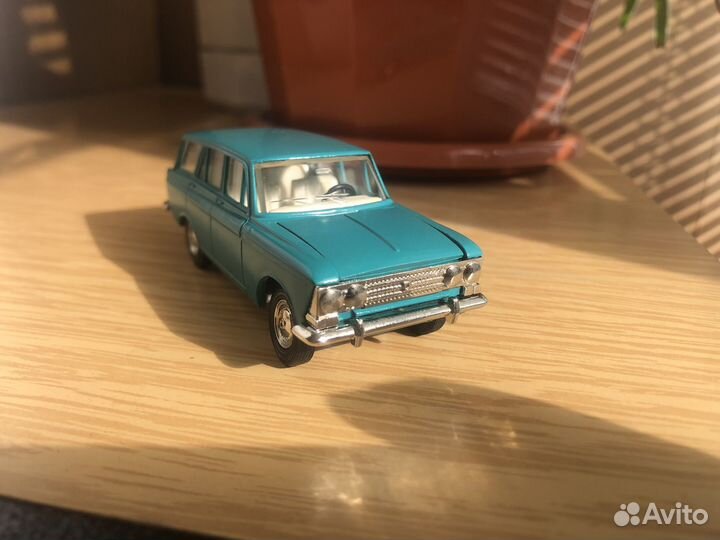 Модель автомобиля Москвич 426
