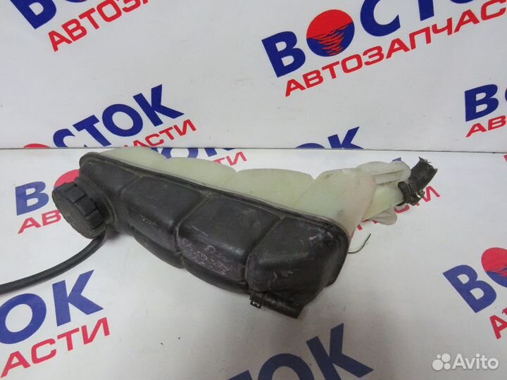 Бачок расширительный mercedes E220 Diesel 210