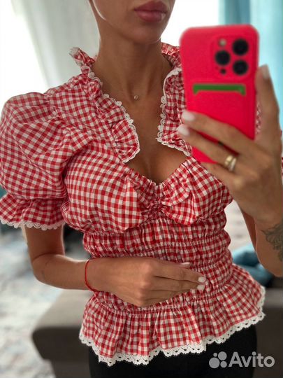 Блуза и платья